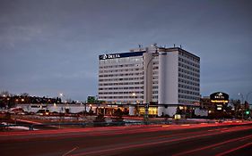 Delta Edmonton South Hotel